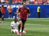 ពីរគ្រាប់របស់ Mikel Oyarzabal បានជួយឱ្យក្រុមអេស្ប៉ាញឈ្នះ 3-0 លើអូទ្រីស និងបានកៅអីទៅជុំទី 16 នៃព្រឹត្តិការណ៍ World Cup ។
