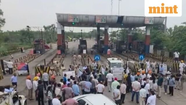 Protesting-farmers-at-Shambhu-Toll-Plaza-in-Ambala_1784607531201_1784607543309_2a32b4c8-1ed4-4f5b-8e.jpeg