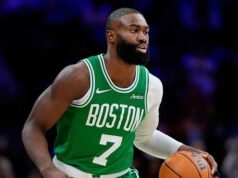Jaylen Brown នៅតែកំពុងដំណើរការពីរបៀបដែលគាត់ក្លាយជាអតីត Boston Celtic បន្ទាប់ពីពាណិជ្ជកម្មដ៏គួរឱ្យភ្ញាក់ផ្អើលជាមួយ 76ers