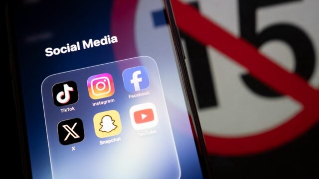 Reseaux-sociaux-moins-de-15-ans-2324766.jpg