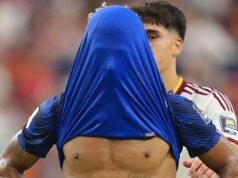 បារាំងដែលដឹកនាំដោយ Kylian Mbappé បានធ្លាក់ក្នុងការប្រកួត World Cup ទល់នឹងអេស្ប៉ាញ ទោះបីជាក្តីសង្ឃឹមរបស់ពួកគេក្នុងការឈ្នះពានមានកម្រិតខ្ពស់ក៏ដោយ។