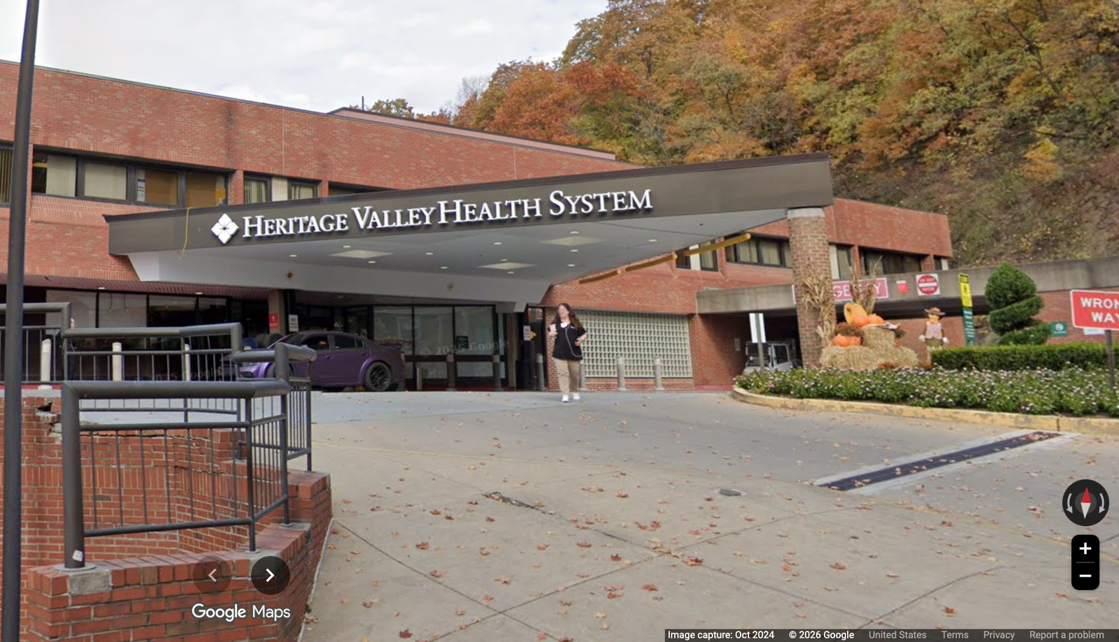 Heritage Valley Health System Hospital នៅ Sewickley រដ្ឋ Pennsylvania។ អតីតគិលានុបដ្ឋាយិកា២នាក់ ប្តឹងមន្ទីរពេទ្យ ដោយចោទថា មិនអើពើនឹងបុគ្គលិកម្នាក់ ដែលលួចថ្នាំ