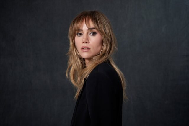 Suki_Waterhouse_Portrait_Session_72528.jpg