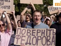 Zelensky អំពាវនាវឱ្យមាន “ការរួបរួម” របស់កងទ័ពបន្ទាប់ពីការបណ្តេញចេញរបស់រដ្ឋមន្ត្រីការពារជាតិបង្កឱ្យមានការតវ៉ា