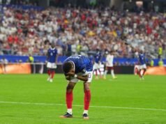 Kylian Mbappé បានខកខានការប្រកួត World Cup វគ្គផ្តាច់ព្រ័ត្រជាលើកទី 3 ជាប់ៗគ្នា ហើយមានកម្រិតជាមួយនឹង Messi ក្នុងការប្រជែងដណ្តើមយកស្បែកជើងមាស។