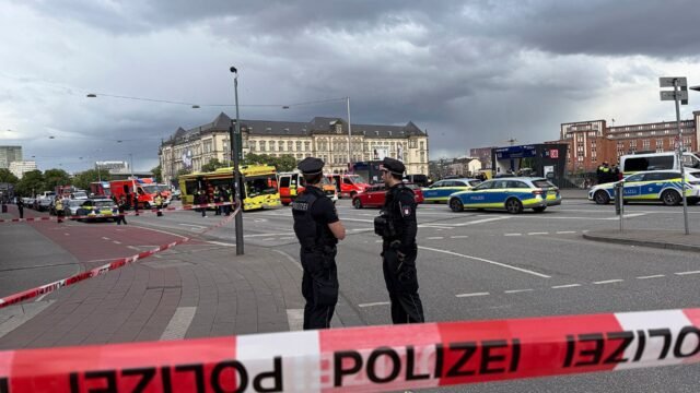 a-stabbing-at-hamburgs-central-train-station-causes-multiple-injuries-2.jpg