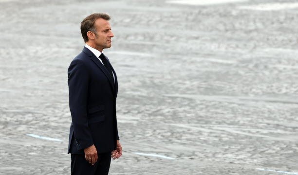 Emmanuel Macron ក្នុងពិធីកាលពីឆ្នាំមុន។ រូបថតរបស់ Sipa/JP Parente
