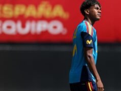 ខ្សែបម្រើស្លាបរបស់ Barcelona ស្ថិតក្នុងចំណោមកីឡាករបួននាក់ដែលអវត្តមានពីការហ្វឹកហាត់របស់អេស្ប៉ាញមុនការប្រកួត World Cup Ro16 របស់ពួកគេ