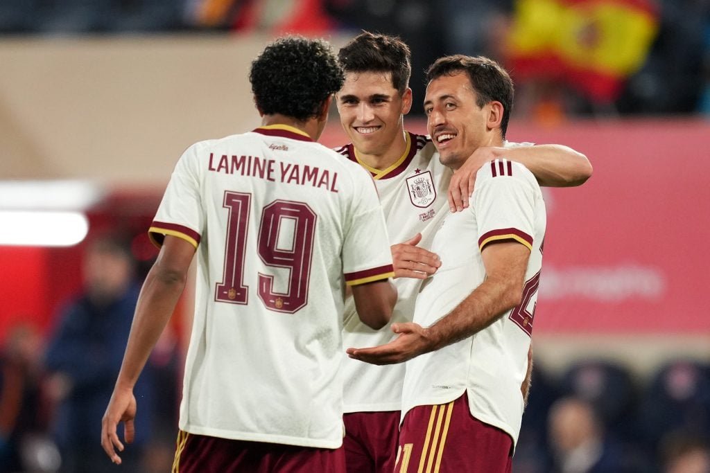 Mikel Oyarzabal, Pau Cubarsi និង Lamine Yamal មកពីប្រទេសអេស្ប៉ាញ