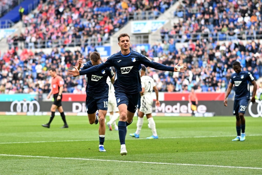 Fisnik Asllani មកពី TSG 1899 Hoffenheim