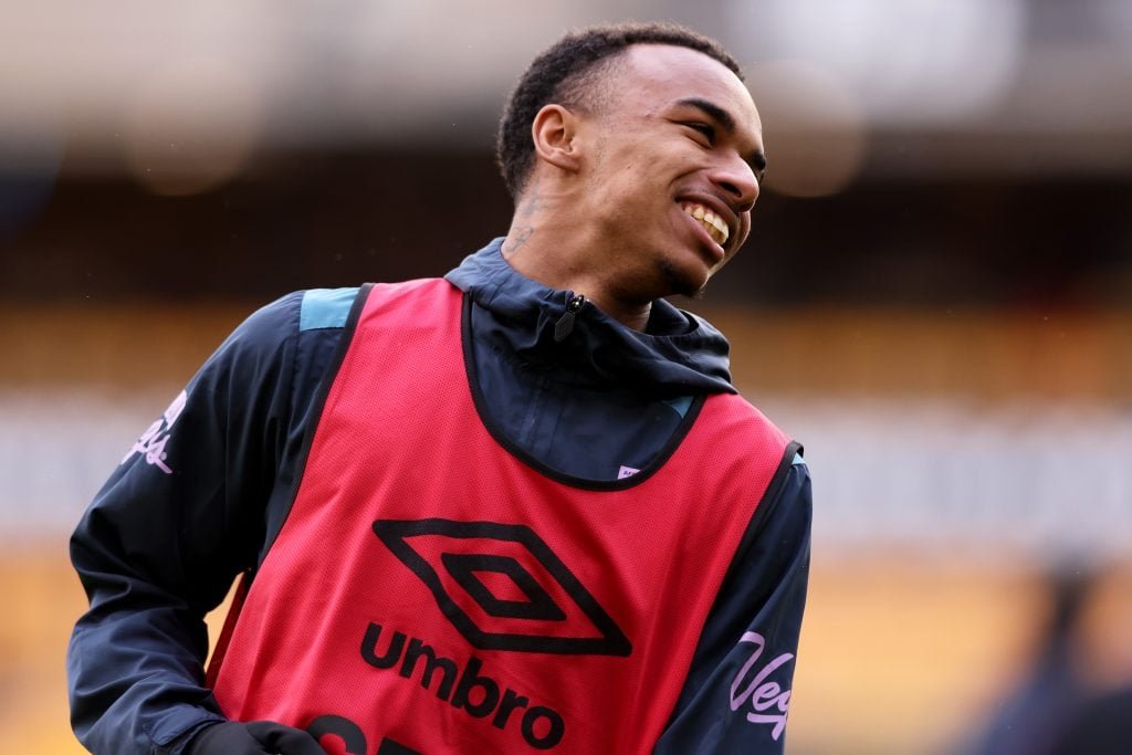 Eli Junior Kroupi មកពី Bournemouth